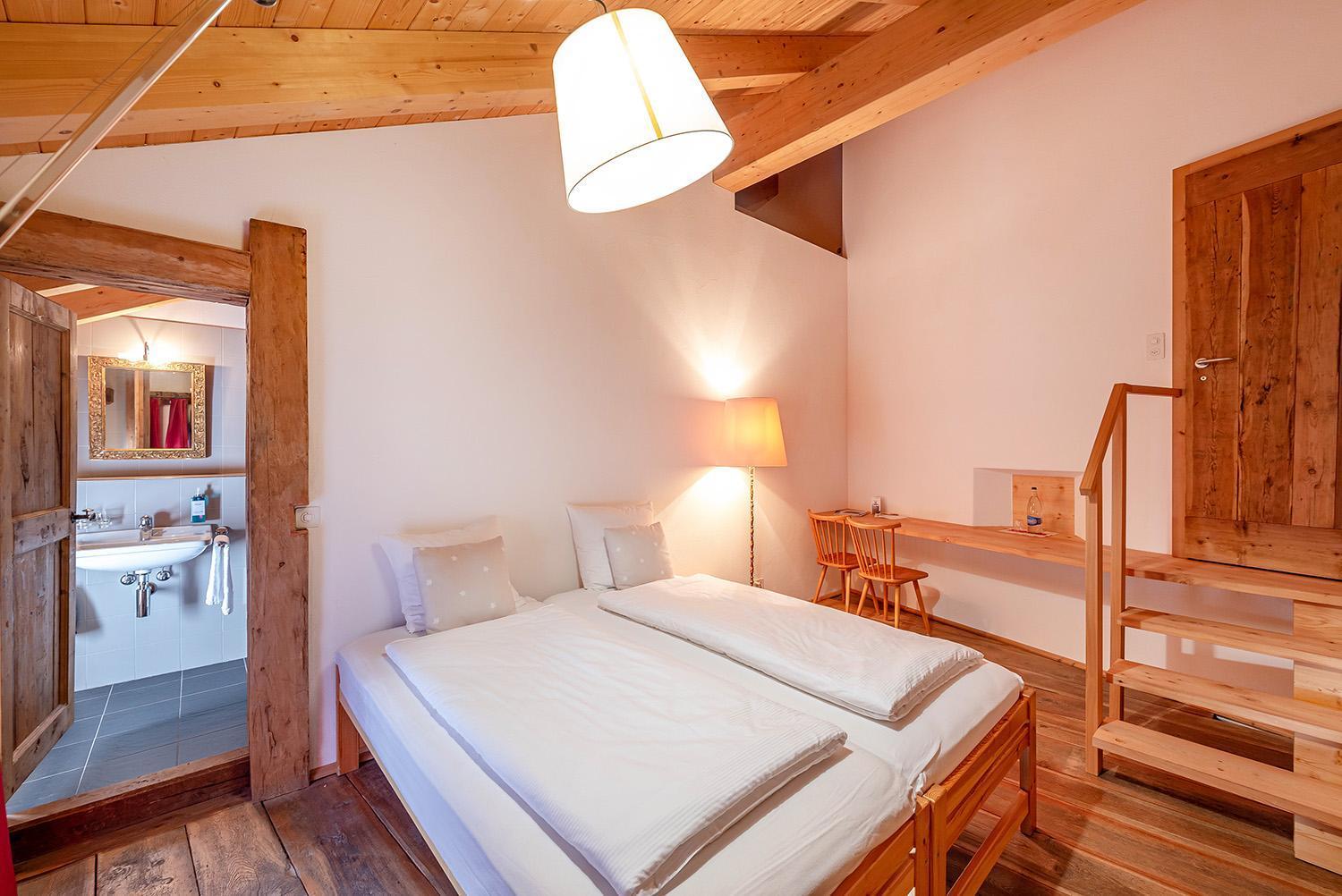Bed and Breakfast Weisses Kreuz - Crusch Alva Samedan Exterior foto
